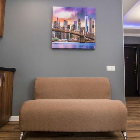 Lux Apartment Near Arena City Kyiv Exterior foto