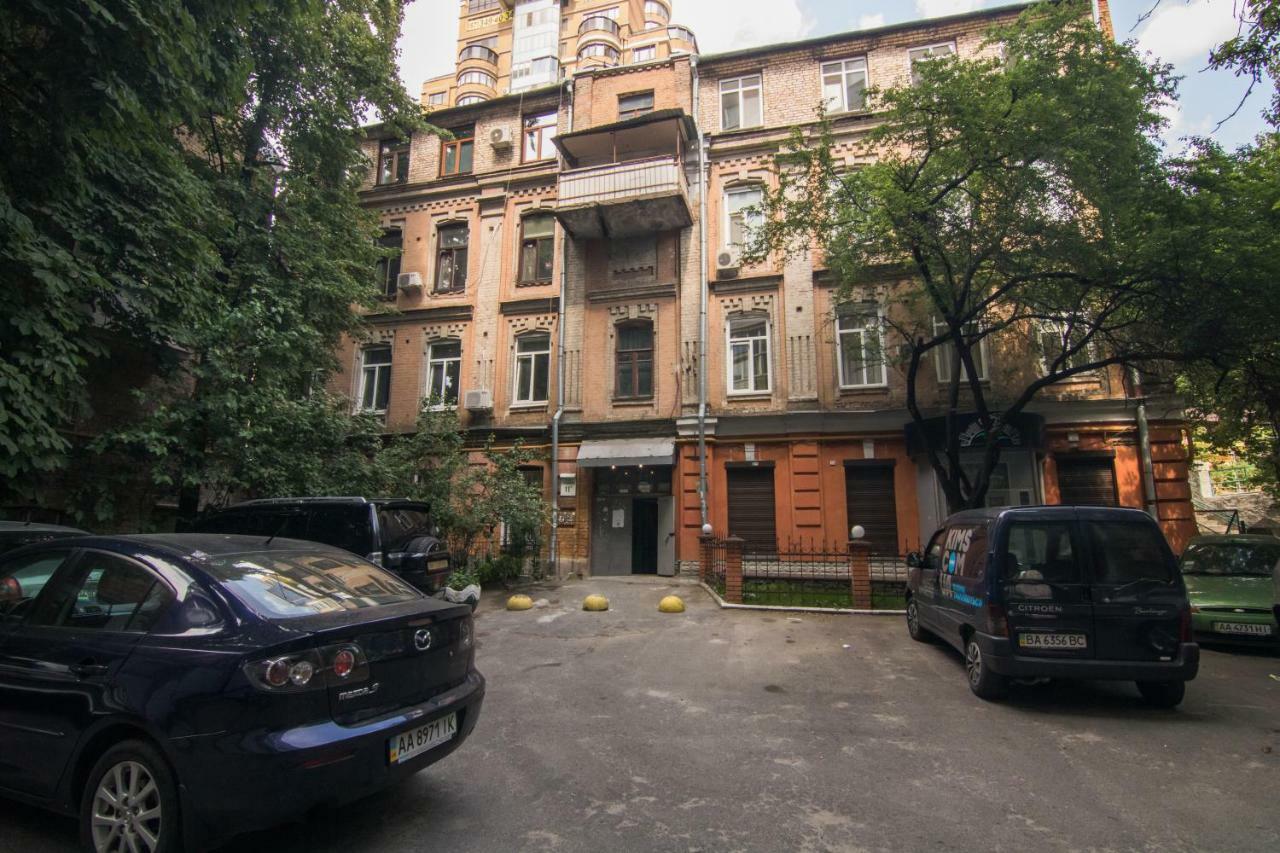 Lux Apartment Near Arena City Kyiv Exterior foto