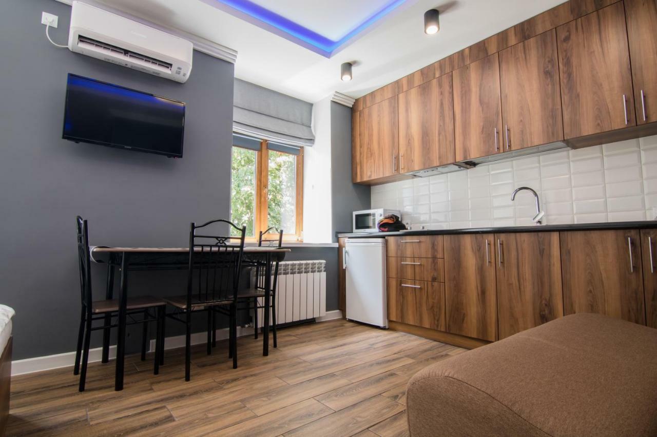 Lux Apartment Near Arena City Kyiv Exterior foto